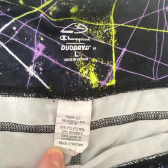 Champion Duodry workout shorts - Picture 2 of 3